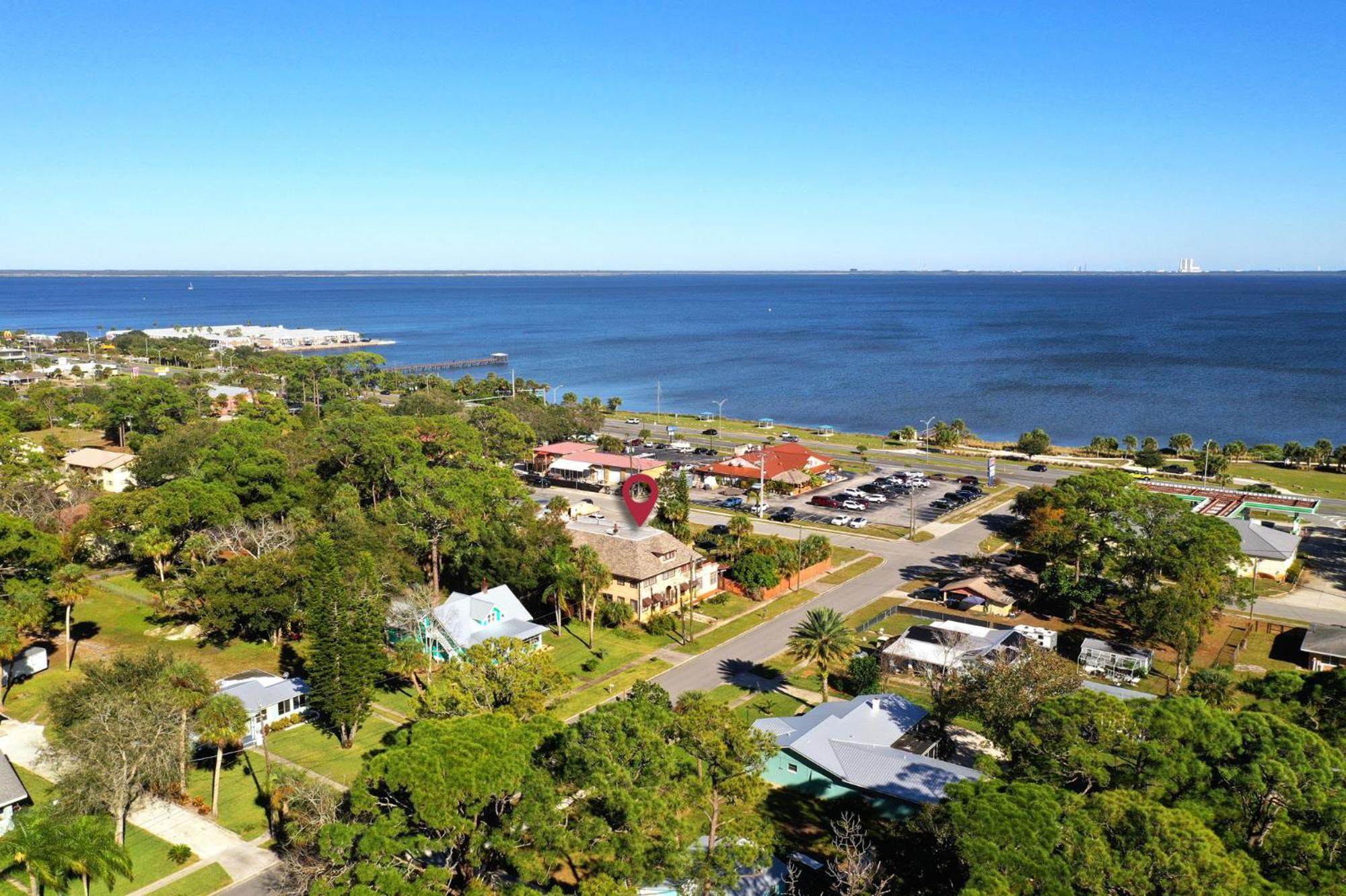 Casa Coquina Del Mar Bed And Breakfast ティテュスビル エクステリア 写真