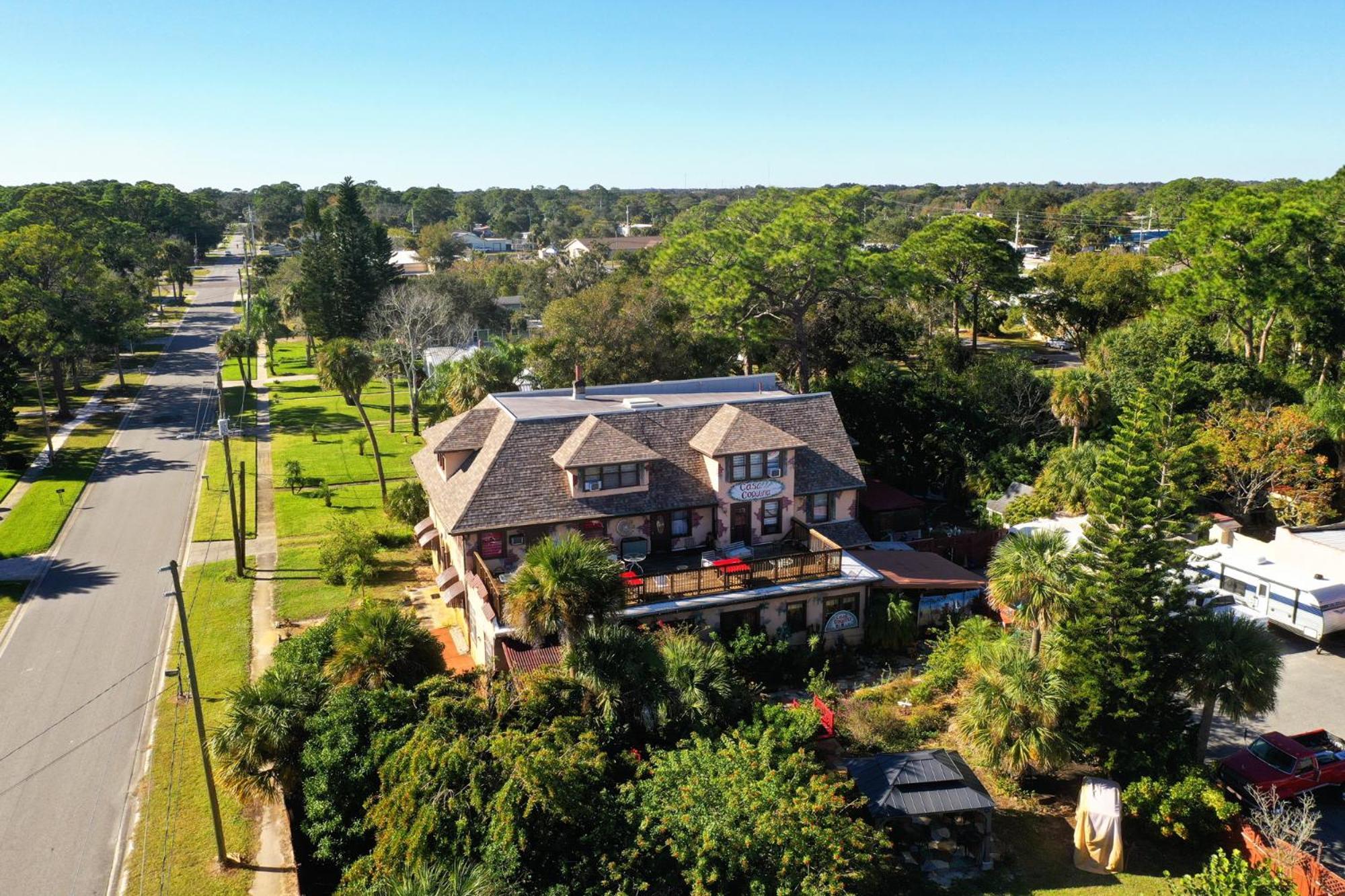 Casa Coquina Del Mar Bed And Breakfast ティテュスビル エクステリア 写真